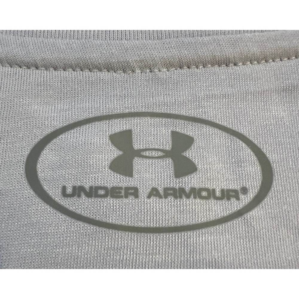 Like new. Under Armor Heat Gear top. Size large. - Picture 7 of 7